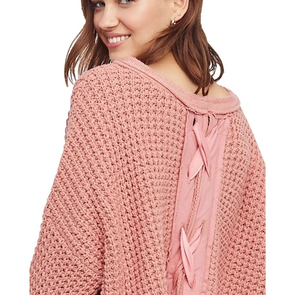 Free People Maybe Baby Chunky Crochet Knit Sweater Oversized Pink Fisherman - Picture 4 of 8